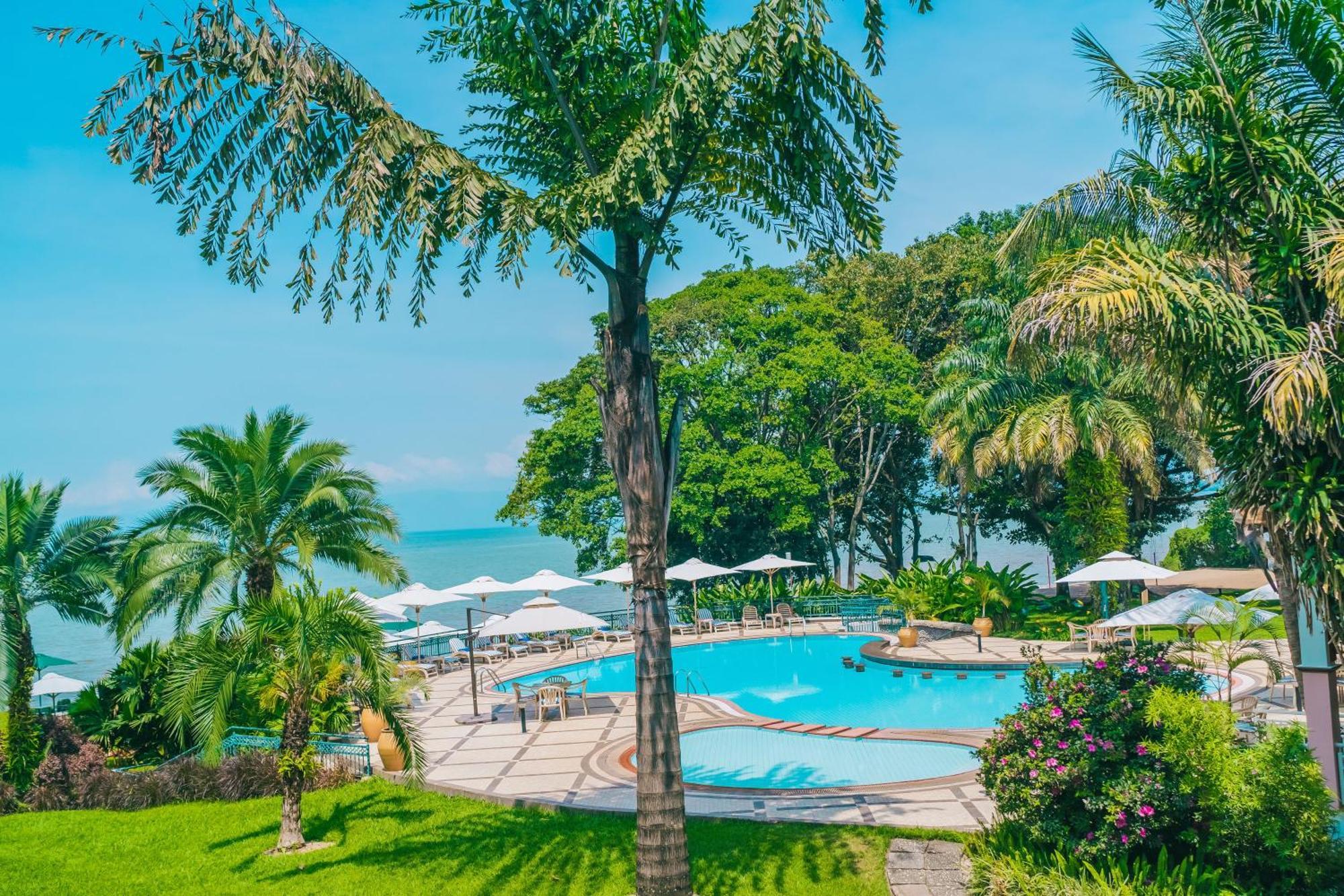 Lake Kivu Serena Hotel ギセニ エクステリア 写真