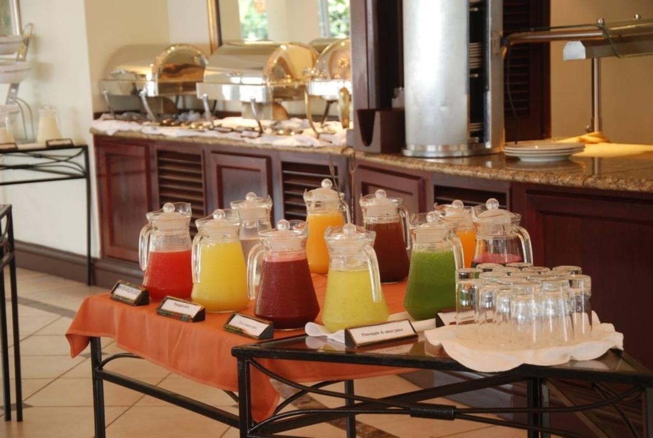 Lake Kivu Serena Hotel ギセニ エクステリア 写真