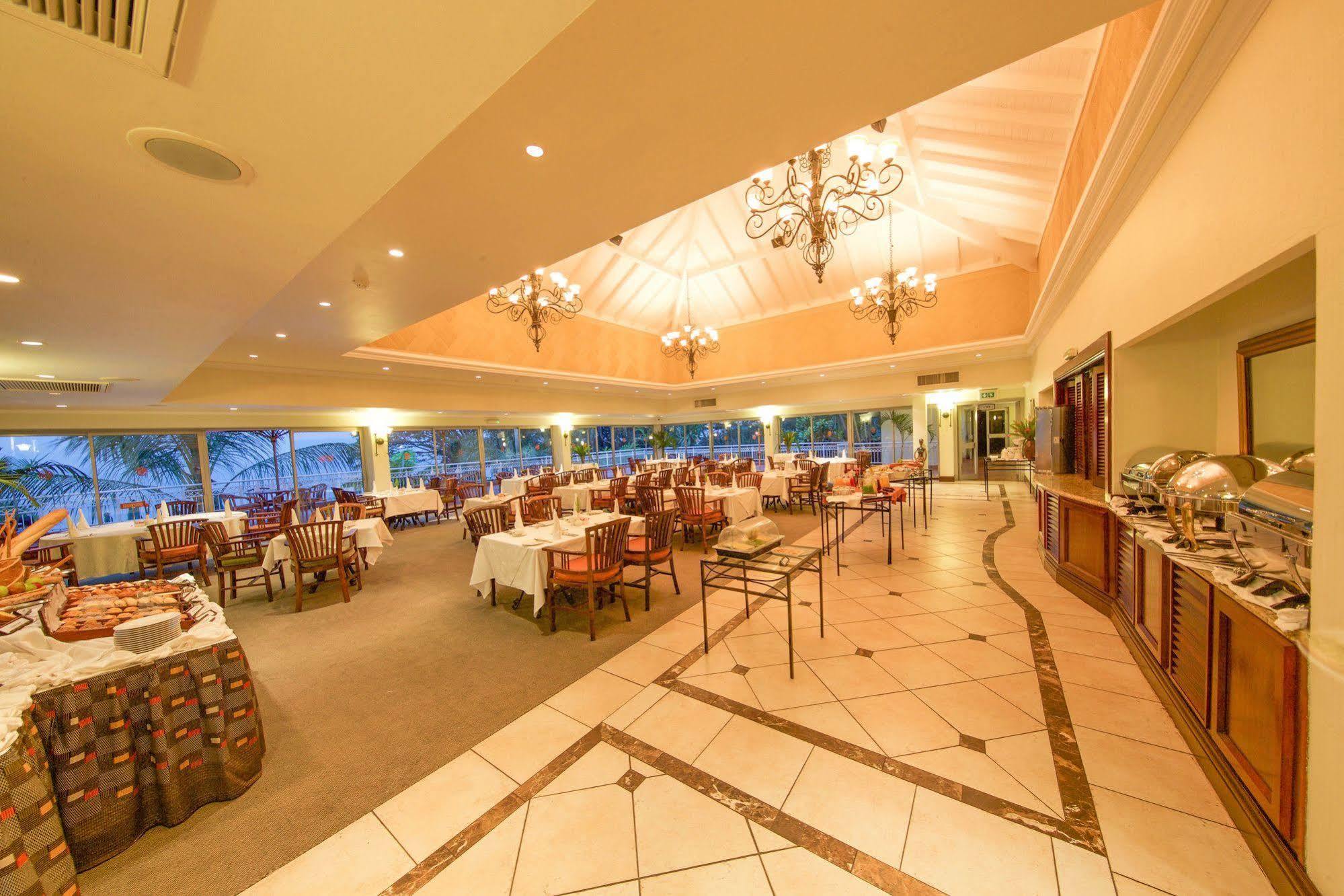 Lake Kivu Serena Hotel ギセニ エクステリア 写真
